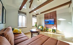 Sunflower Park Apartment